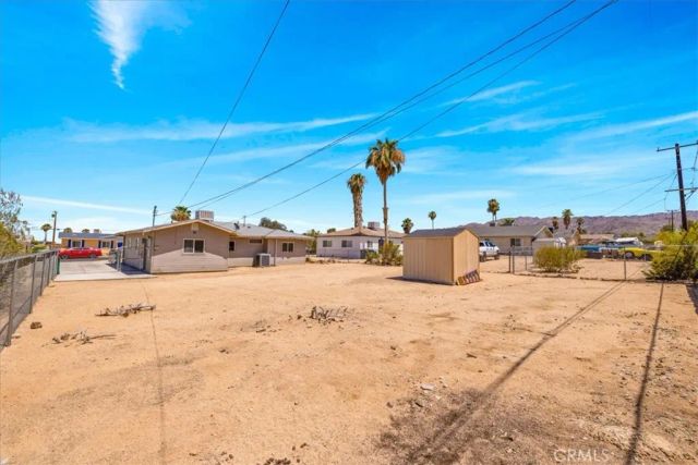 5566 Cahuilla, 29 Palms, CA 92277