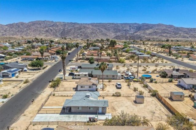 5566 Cahuilla, 29 Palms, CA 92277
