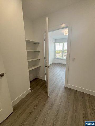 459 Bloomfield Avenue 203, Caldwell, NJ 07006