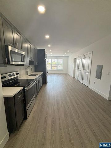 459 Bloomfield Avenue 203, Caldwell, NJ 07006