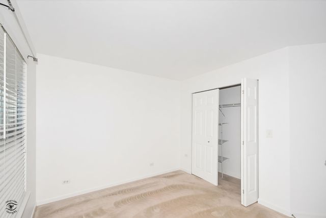 582 Declaration Lane, Aurora, IL 60502
