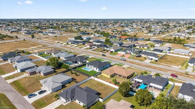 624 Tropicana PKWY W, Cape Coral, FL 33993