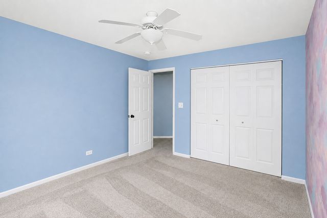 31802 Mccormick Lane 31802, Warrenville, IL 60555