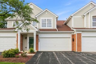 31802 Mccormick Lane 31802, Warrenville, IL 60555