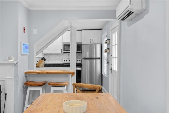 21 Gayland Road, Needham, MA 02492