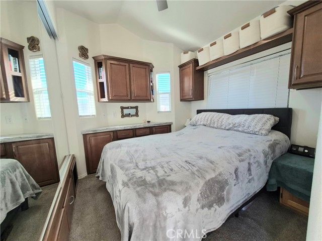 1295 S Cawston 428, Hemet, CA 92545