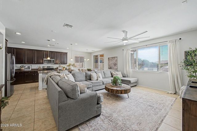 15543 W JENAN Drive, Surprise, AZ 85379