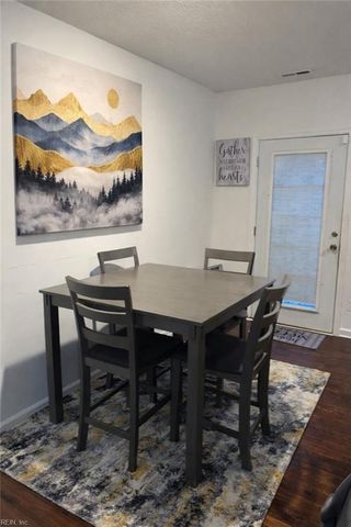 701 Todd TRL, Newport News, VA 23602