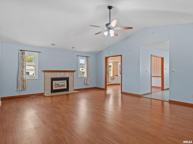 3409 Crystal Lake Drive, Springfield, IL 62711