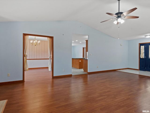 3409 Crystal Lake Drive, Springfield, IL 62711