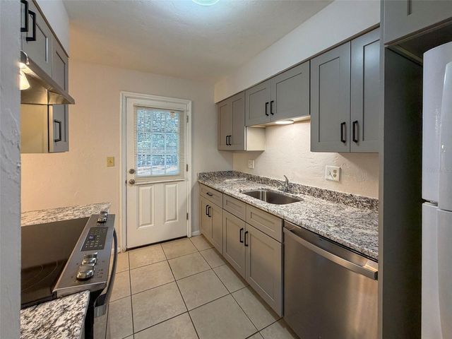 3146 NW 46TH AVENUE, Gainesville, FL 32605