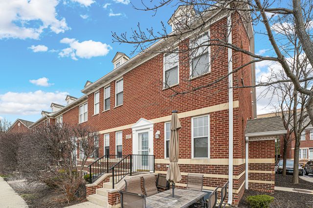 8217 Lincoln Avenue, Skokie, IL 60077