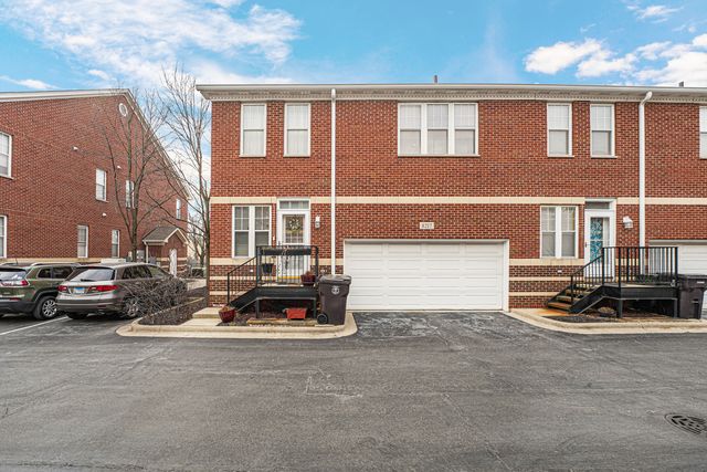 8217 Lincoln Avenue, Skokie, IL 60077