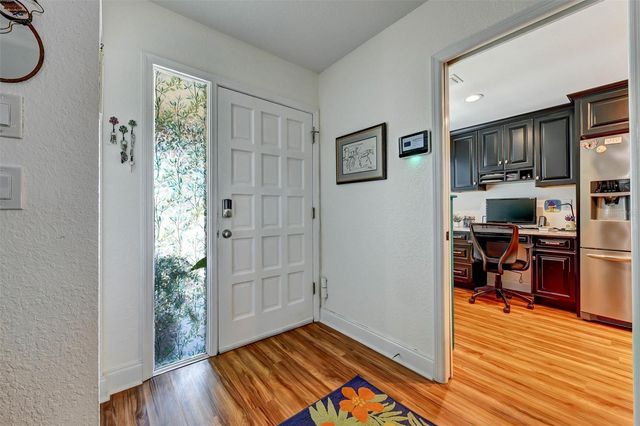 8352 MEADOWBROOK DRIVE 10, Seminole, FL 33777
