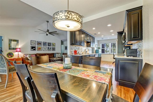 8352 MEADOWBROOK DRIVE 10, Seminole, FL 33777