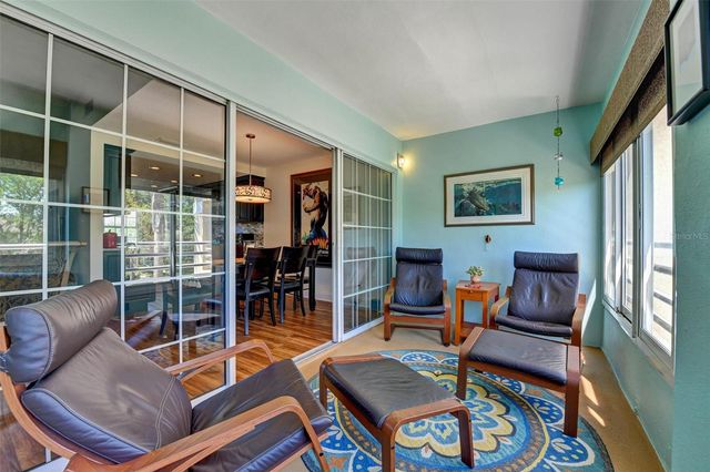 8352 MEADOWBROOK DRIVE 10, Seminole, FL 33777