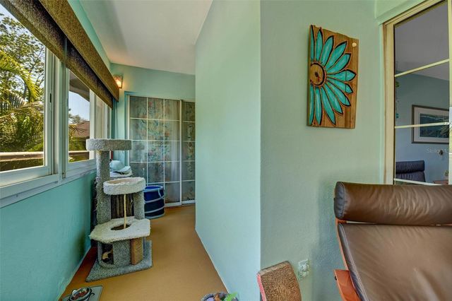 8352 MEADOWBROOK DRIVE 10, Seminole, FL 33777