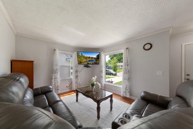 3229 Texas Avenue S, Saint Louis Park, MN 55426