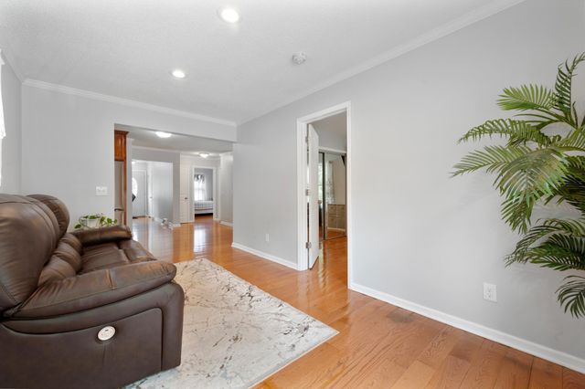 3229 Texas Avenue S, Saint Louis Park, MN 55426