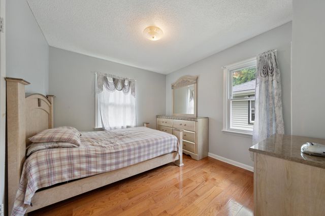3229 Texas Avenue S, Saint Louis Park, MN 55426