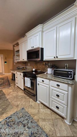 312 Grandview Court, Pearl, MS 39208