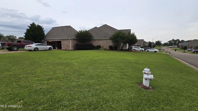312 Grandview Court, Pearl, MS 39208