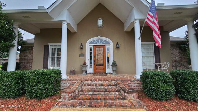 312 Grandview Court, Pearl, MS 39208