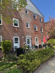 8 Leewood Circle 5R, Eastchester, NY 10709