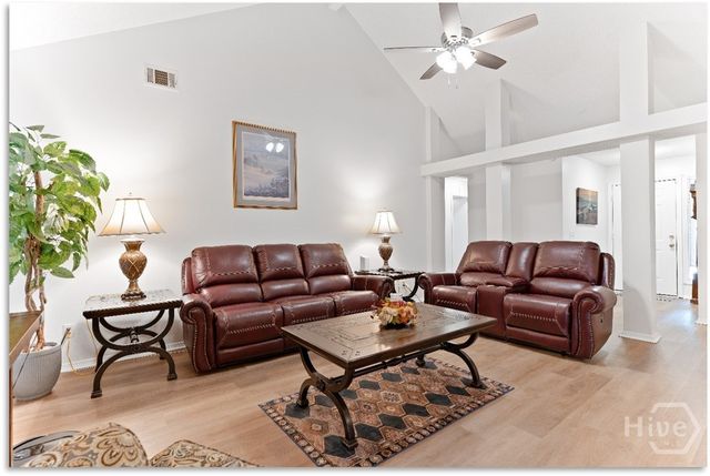 3 Tally Ho Court, Savannah, GA 31406