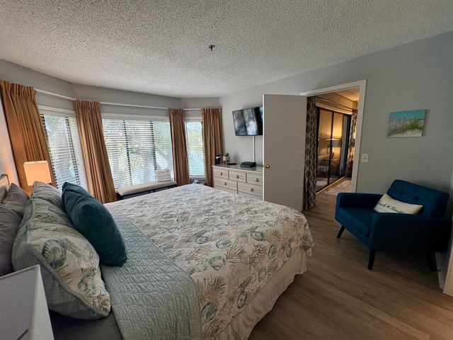 410 Melrose Pl Apt 210, Myrtle Beach, SC 29572