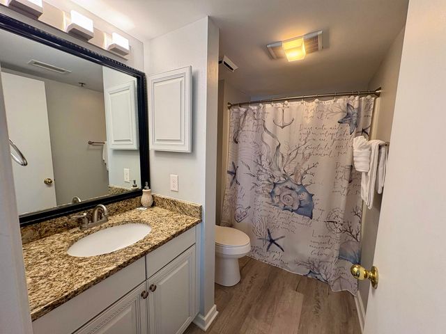 410 Melrose Pl Apt 210, Myrtle Beach, SC 29572