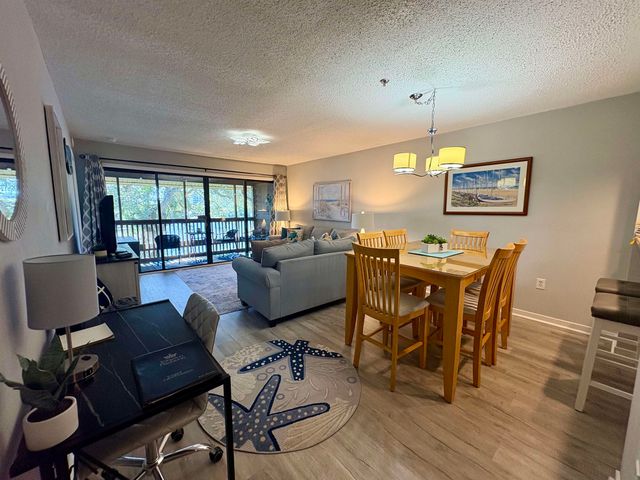 410 Melrose Pl Apt 210, Myrtle Beach, SC 29572