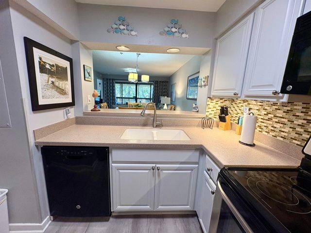 410 Melrose Pl Apt 210, Myrtle Beach, SC 29572