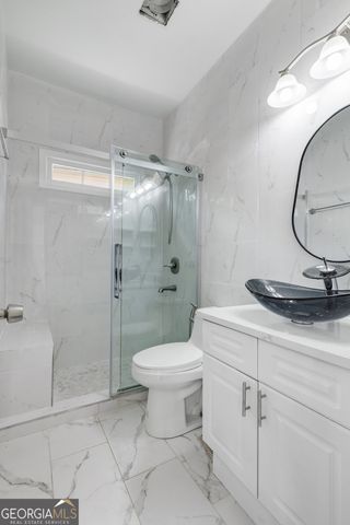 485 Kenion Forest Way, Lilburn, GA 30047