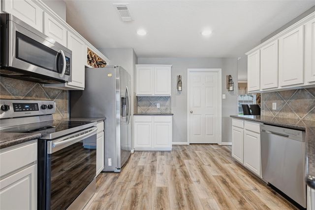 9414 Sagehampton Court, Spring, TX 77379
