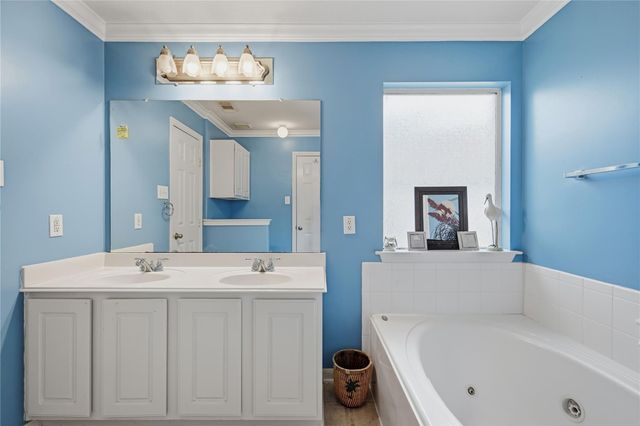 9414 Sagehampton Court, Spring, TX 77379