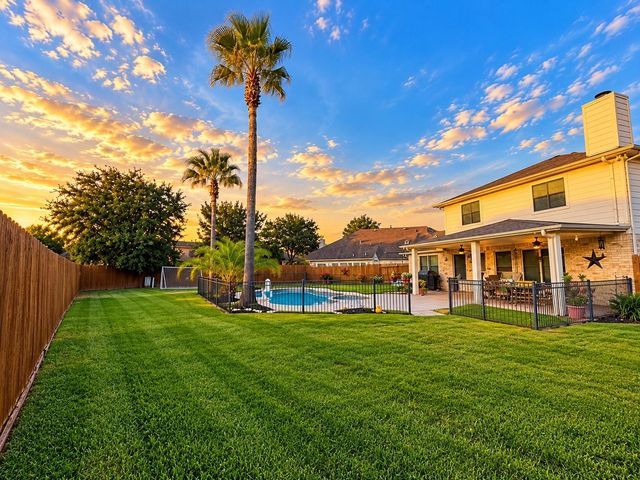 9414 Sagehampton Court, Spring, TX 77379