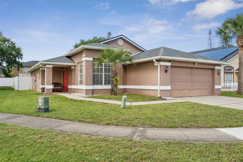 Image 2 of property listing at 1728 BROOK HOLLOW DRIVE, Orlando, FL 32824