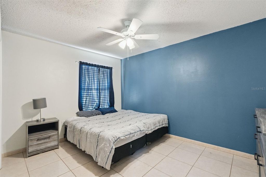 Image 13 of property listing at 1728 BROOK HOLLOW DRIVE, Orlando, FL 32824