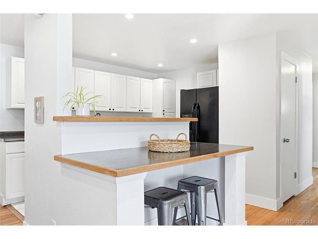 3791 S Huron St, Englewood, CO 80110