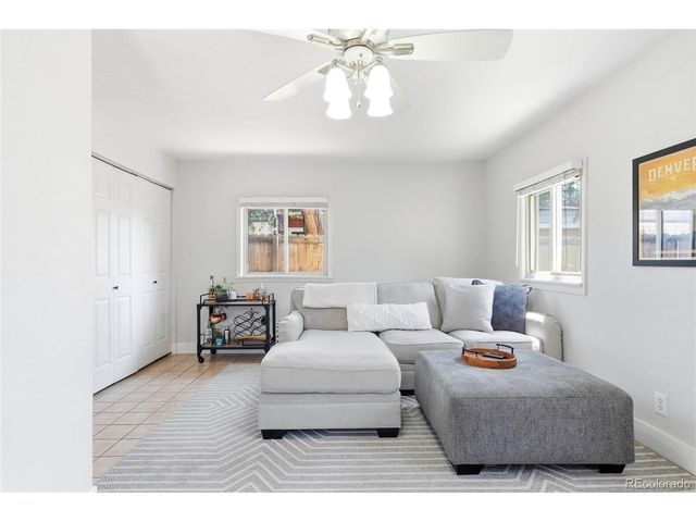 3791 S Huron St, Englewood, CO 80110