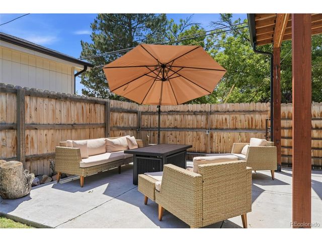 3791 S Huron St, Englewood, CO 80110