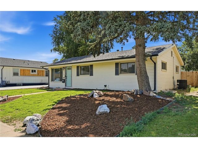 3791 S Huron St, Englewood, CO 80110