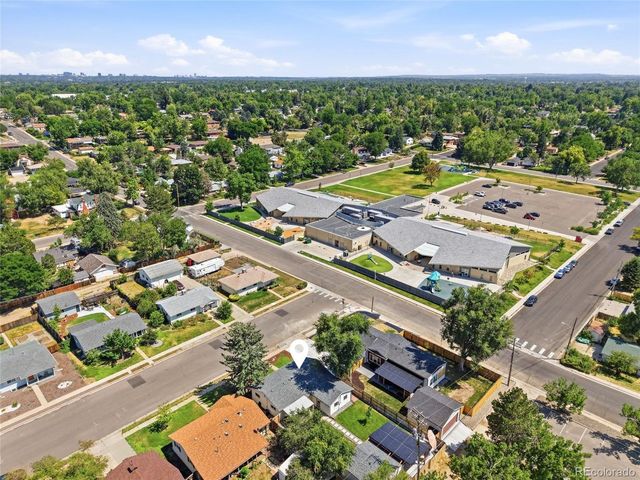 3791 S Huron St, Englewood, CO 80110