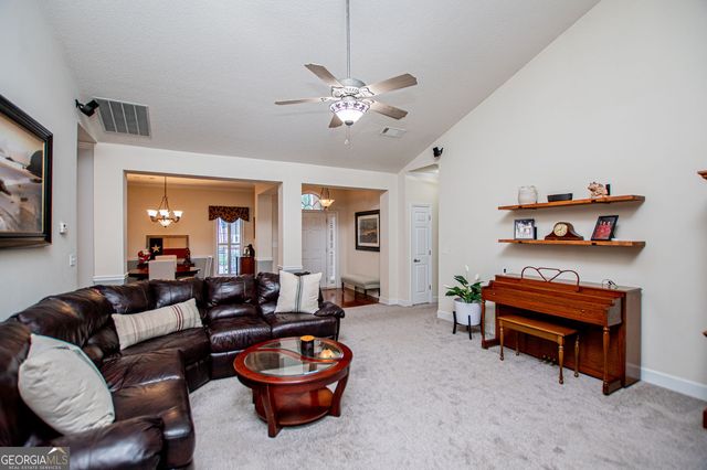 141 Jasmine Way, Villa Rica, GA 30180