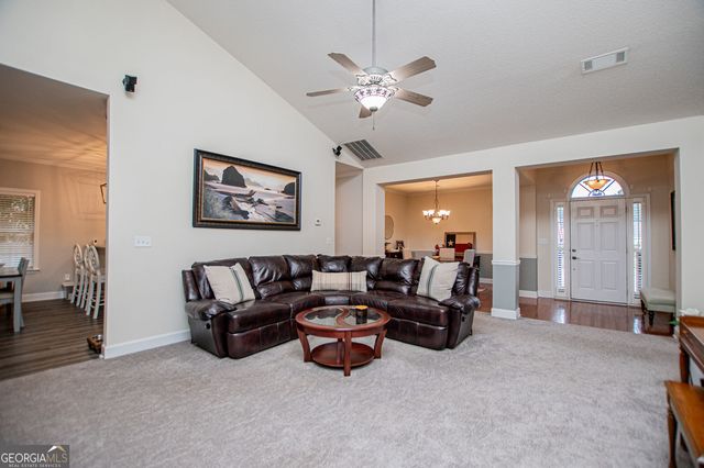 141 Jasmine Way, Villa Rica, GA 30180