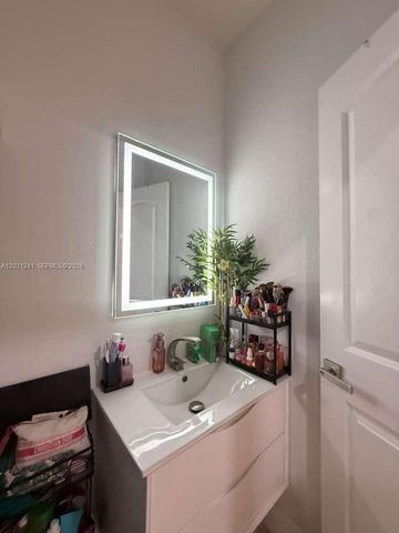 14440 SW 31st Street 14440, Miami, FL 33175