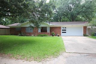 616 Frankie Street, Wharton, TX 77488