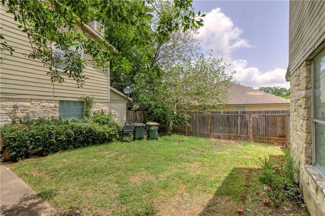 2211 Creekside LN D, Georgetown, TX 78626