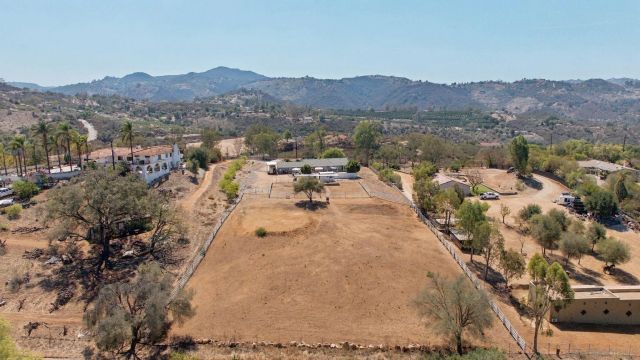28946 Aerie Rd, Valley Center, CA 92082
